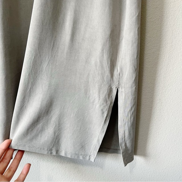 Eileen Fisher Light Gray Sleeveless Tank Midi Dress Cupro Blend Size Medium - Picture 3 of 6